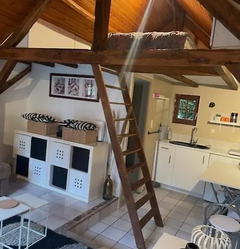 Les Logis Du Landron Plesse